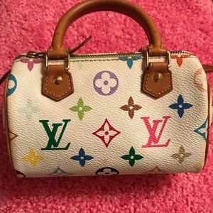 Louis Vuitton mini speedy